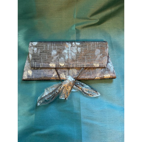Bueno Handbags - Bueno Floral Brocade Clutch Women OS Silver Y2K Metallic Evening Bag NWT